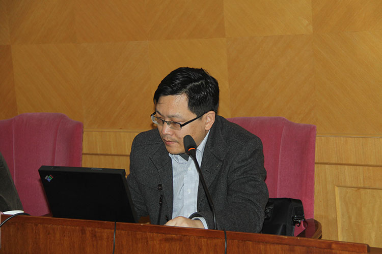 æåå¨ææä½ãç»æµæ°å¸¸æä¸ä¸­å½å®è§ç»æµèµ°å¿åæãè®²åº§