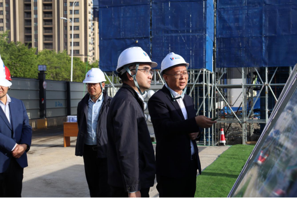 市国资委主任带队调研青岛城铁智能建造科技有限公司及重庆路快速路项目建设情况.png